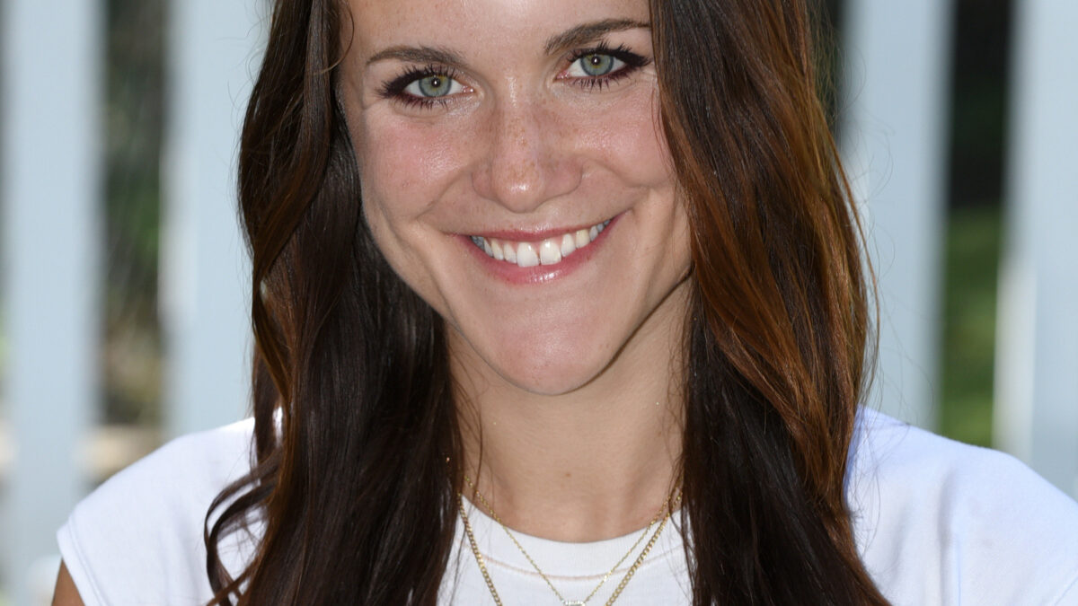 Sra. Annabelle Anderson, Programa de Día Ampliado, Profesora Asistente, Escuela Montessori La Jolla , La Jolla.