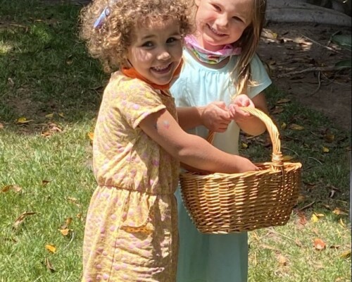 Children playing on the playground of La Jolla Montessori School
